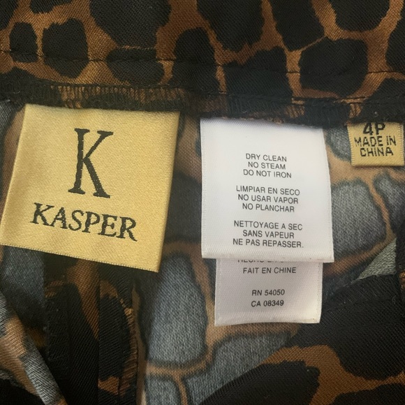 Kasper Animal Print Trousers 🔥 - Picture 3 of 5